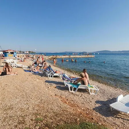 2 Bedroom Lovely Apartment In Zadar Lägenhet *